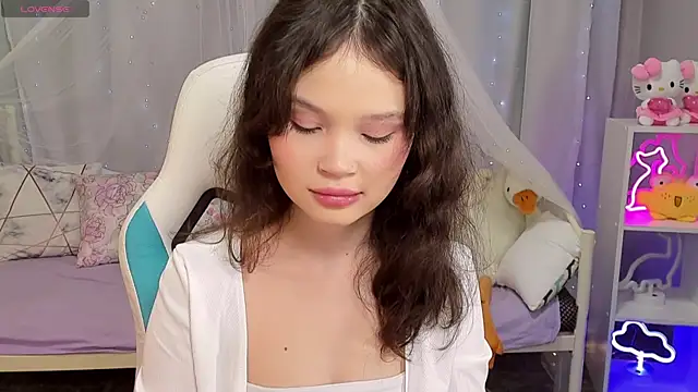 Snapshot of EmilyChaves chatting on January 2026 07:26:02 AM EmilyChaves online show from January 2026 07:26:02 AM