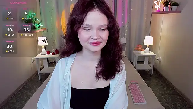 EmilyChaves online show from June 2026 06:57:01 AM