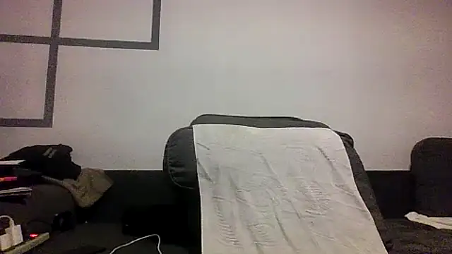 Snapshot of derKauz187 chatting on November 2025 08:01:02 PM derKauz187 online show from November 2025 08:01:02 PM