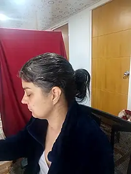 queemking online show from January 2026 01:01:02 AM