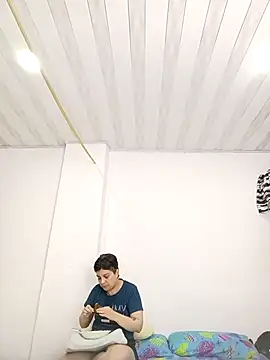 queemking online show from April 2026 01:12:02 AM