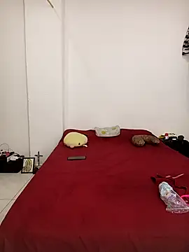 queemking online show from April 2026 01:02:02 AM