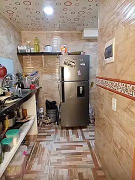 queemking online show from September 2025 01:05:01 AM