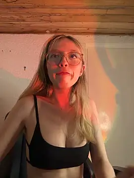 ReenKitty online show from February 2026 04:23:01 AM