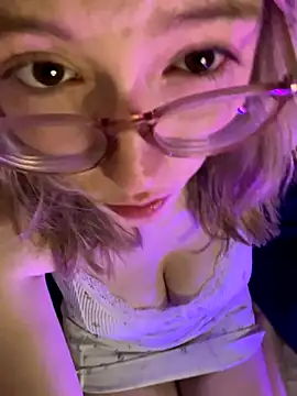 ReenKitty online show from October 2025 06:28:01 AM