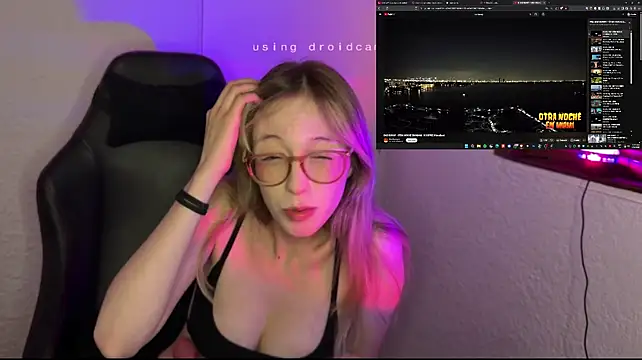 ReenKitty online show from April 2026 05:25:02 AM