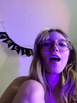 ReenKitty online show from October 2025 07:53:02 AM