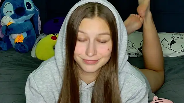 MissEmilyMiller online show from December 2025 06:09:02 PM