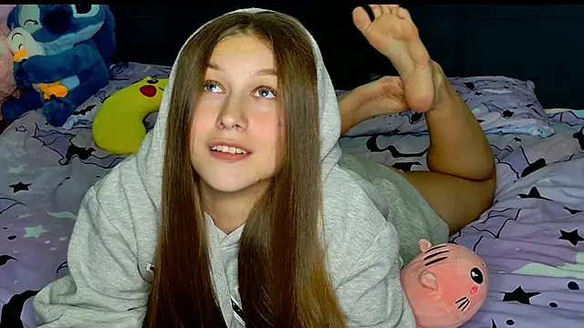 MissEmilyMiller online show from November 2025 06:23:02 PM