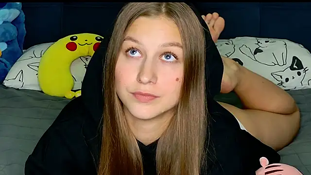 MissEmilyMiller online show from November 2025 05:57:02 PM