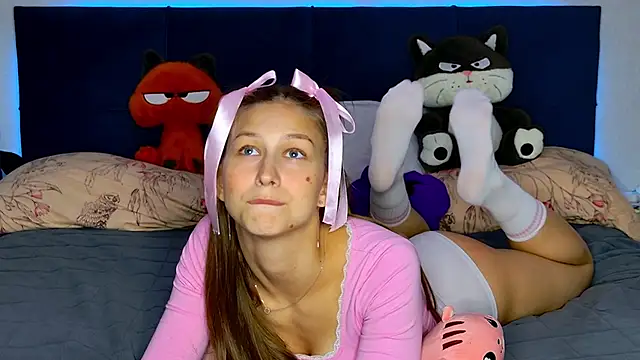 MissEmilyMiller online show from April 2026 08:26:02 PM