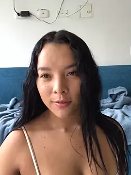 Snapshot of Evelyn__16 chatting on October 2025 02:50:02 PM Evelyn 16 online show from October 2025 02:50:02 PM