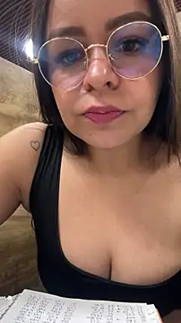 sweet shadil  online show from January 2026 01:39:01 PM