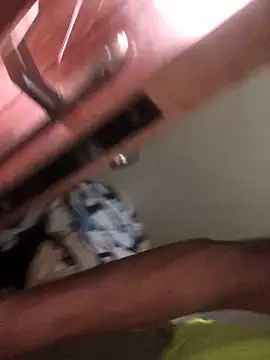 Snapshot of Nameee_17 chatting on December 2025 08:36:01 PM Nameee 17 online show from December 2025 08:36:01 PM