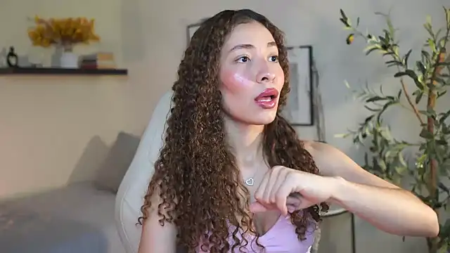 isabella-garcia- online show from May 2026 10:07:01 PM