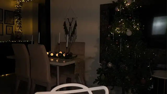 isabella-garcia- online show from December 2025 12:55:01 AM