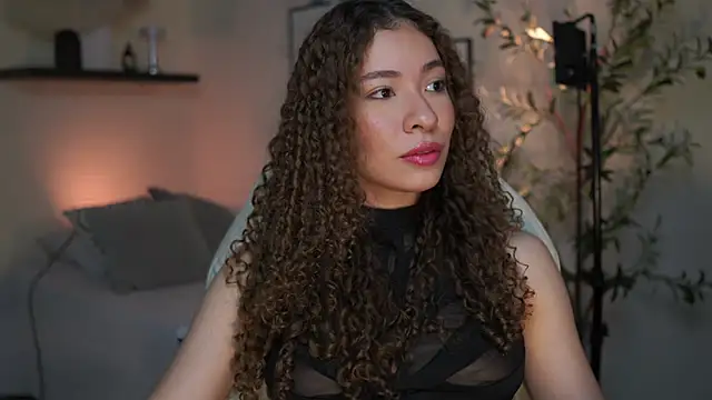 Snapshot of isabella-garcia- chatting on July 2026 01:23:01 PM isabella-garcia- online show from July 2026 01:23:01 PM
