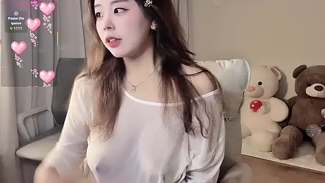 xiaotanbaby online show from December 2025 04:22:01 PM