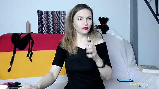 Snapshot of Katherine_Twilight chatting on February 2025 03:30:01 PM Katherine Twilight online show from February 2025 03:30:01 PM