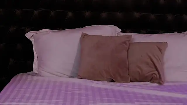 Snapshot of StephanyMillan chatting on February 2026 06:27:01 AM StephanyMillan online show from February 2026 06:27:01 AM