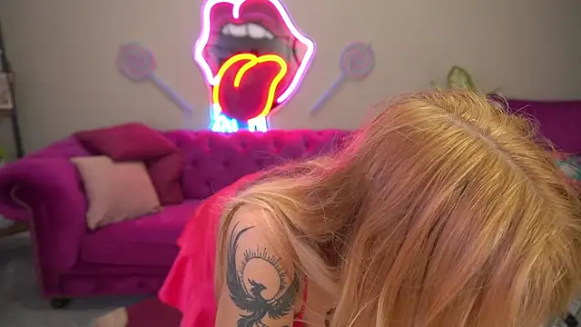 BellaLaPetit online show from March 2026 03:17:01 PM