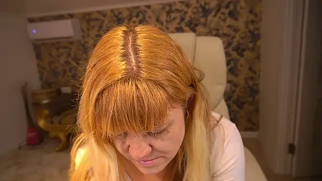 BellaLaPetit online show from April 2026 01:17:02 PM