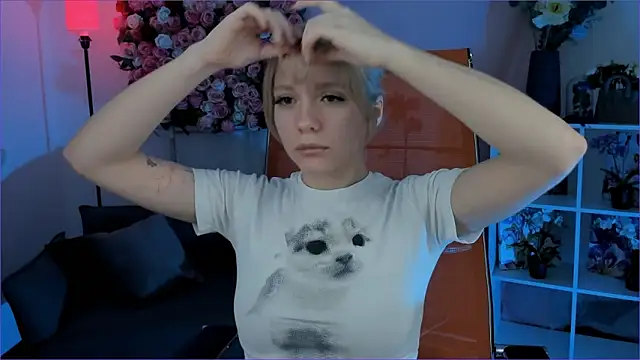 AuroraWrenfield online show from February 2026 01:18:02 AM