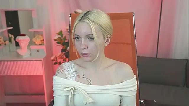 AuroraWrenfield online show from May 2026 01:34:01 AM