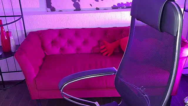 AuroraWrenfield online show from March 2026 01:30:01 AM