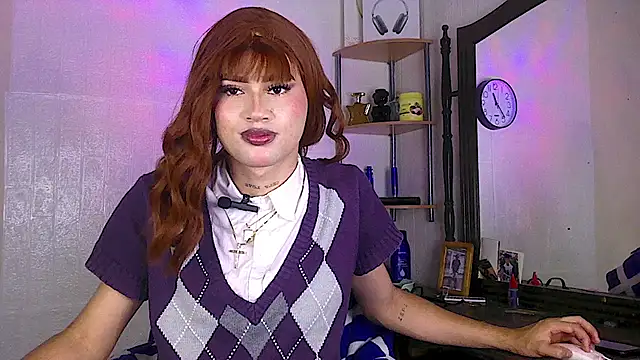 SHARLOTH trans online show from May 2026 06:38:01 PM