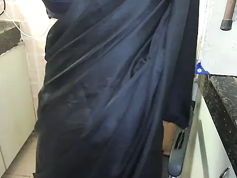 lovepihuu online show from October 2025 04:44:01 AM