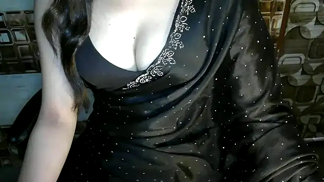 lovepihuu online show from June 2026 06:35:02 AM