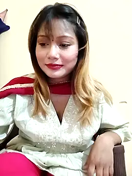 alexa cam44 online show from October 2025 07:37:02 PM