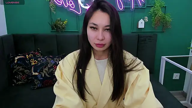 Kat  cat online show from November 2025 01:32:02 AM