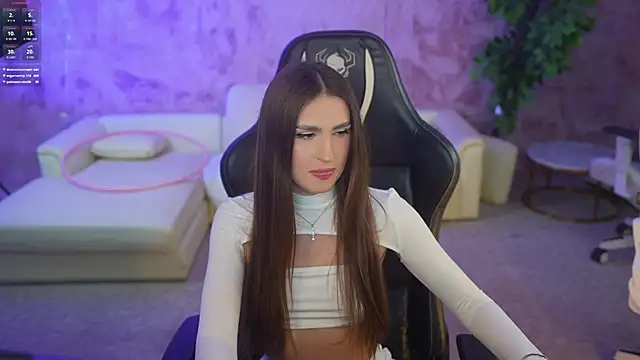 Snapshot of Goldie_Flame chatting on October 2025 06:52:01 PM Goldie Flame online show from October 2025 06:52:01 PM