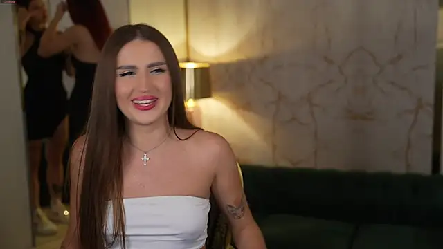 Snapshot of Goldie_Flame chatting on November 2025 11:52:02 PM Goldie Flame online show from November 2025 11:52:02 PM