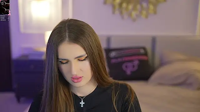 Snapshot of Goldie_Flame chatting on October 2025 11:28:02 PM Goldie Flame online show from October 2025 11:28:02 PM