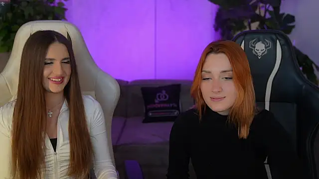 Goldie Flame online show from November 2025 08:23:01 PM