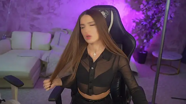 Goldie Flame online show from November 2025 07:51:01 PM