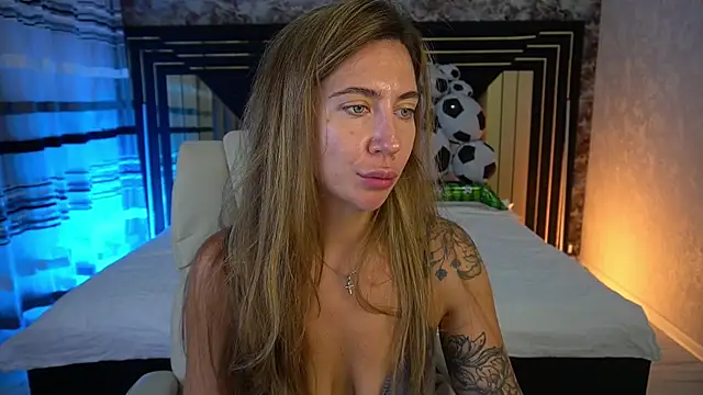 Snapshot of KateShanny chatting on July 2026 05:47:02 AM KateShanny online show from July 2026 05:47:02 AM