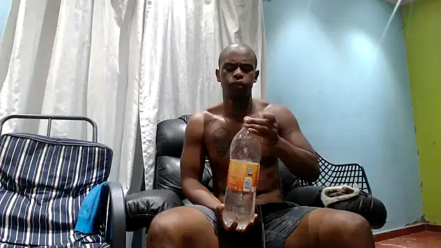 Snapshot of Bedroom_Gangster007 chatting on February 2026 02:32:01 AM Bedroom Gangster007 online show from February 2026 02:32:01 AM