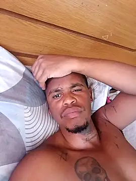 Snapshot of Bedroom_Gangster007 chatting on January 2026 01:04:02 PM Bedroom Gangster007 online show from January 2026 01:04:02 PM