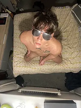 Snapshot of naughtyboy0124 chatting on February 2026 01:41:02 PM naughtyboy0124 online show from February 2026 01:41:02 PM