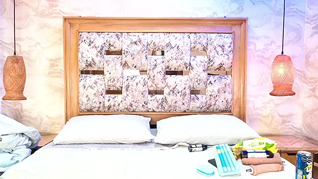 ZOLEY WATSON online show from April 2026 03:10:02 AM