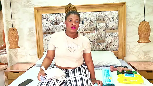 ZOLEY WATSON online show from March 2026 02:57:02 AM