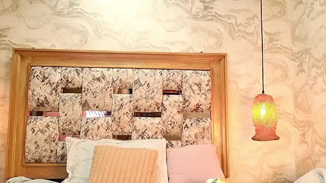 ZOLEY WATSON online show from January 2026 03:13:02 AM