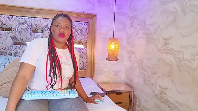 ZOLEY WATSON online show from November 2025 03:07:01 AM