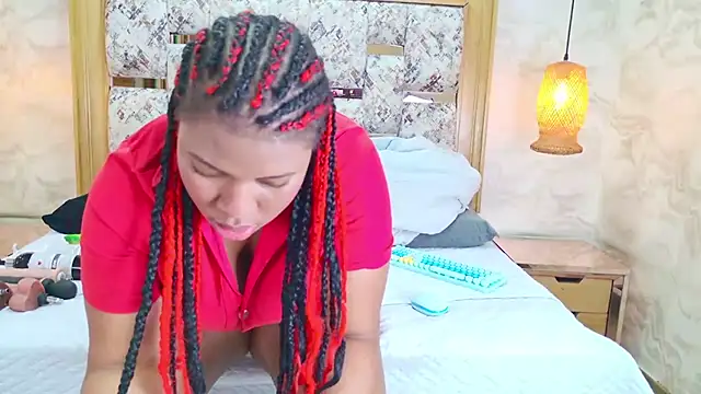 ZOLEY WATSON online show from November 2025 03:07:01 AM