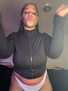 yummy0322 online show from February 2026 09:01:01 PM