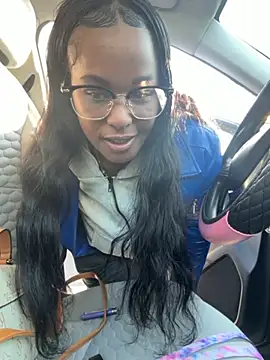 yummy0322 online show from November 2025 02:53:01 PM